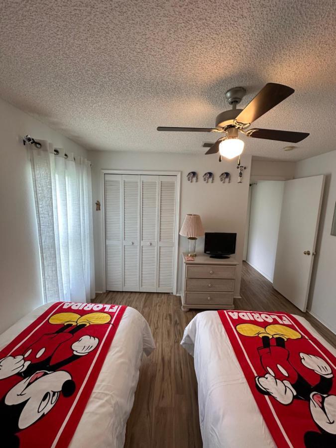 Private Pool With A Beautiful View Overlooking The Lake! Near Disney - Universal Kissimmee Bagian luar foto