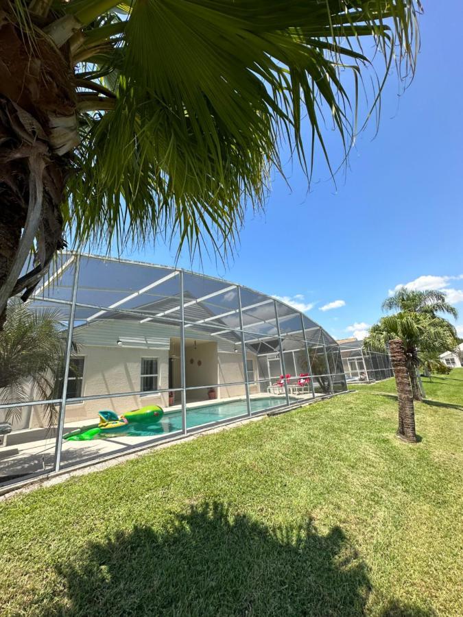 Private Pool With A Beautiful View Overlooking The Lake! Near Disney - Universal Kissimmee Bagian luar foto