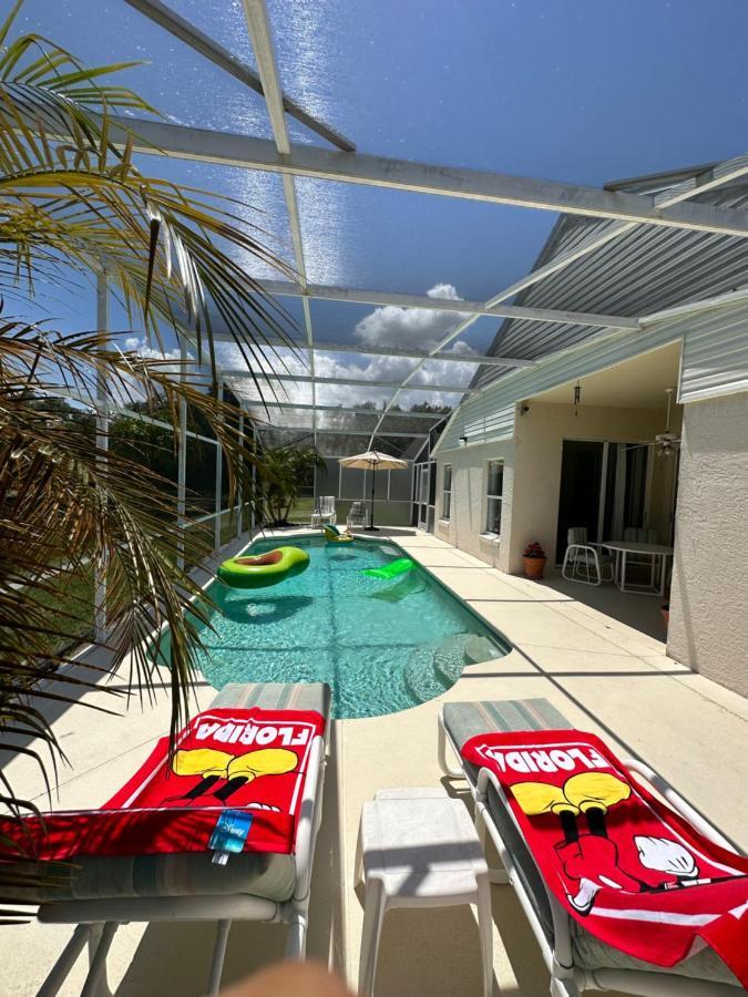 Private Pool With A Beautiful View Overlooking The Lake! Near Disney - Universal Kissimmee Bagian luar foto