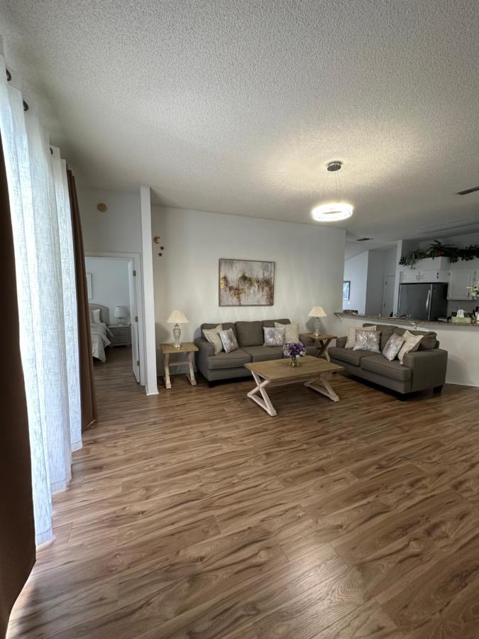 Private Pool With A Beautiful View Overlooking The Lake! Near Disney - Universal Kissimmee Bagian luar foto
