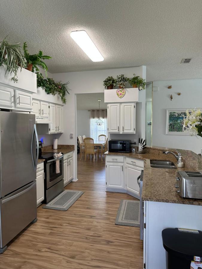 Private Pool With A Beautiful View Overlooking The Lake! Near Disney - Universal Kissimmee Bagian luar foto