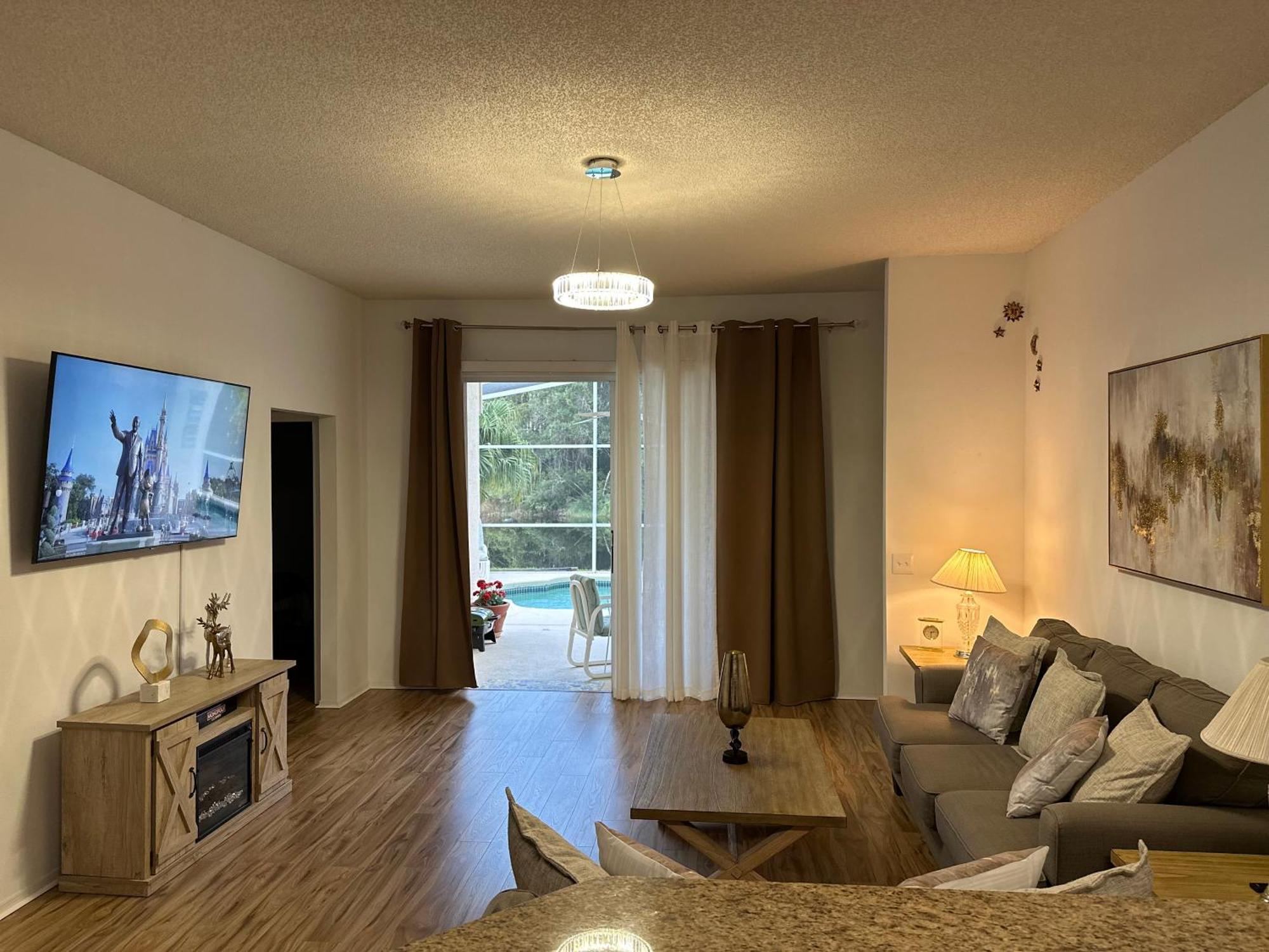 Private Pool With A Beautiful View Overlooking The Lake! Near Disney - Universal Kissimmee Bagian luar foto